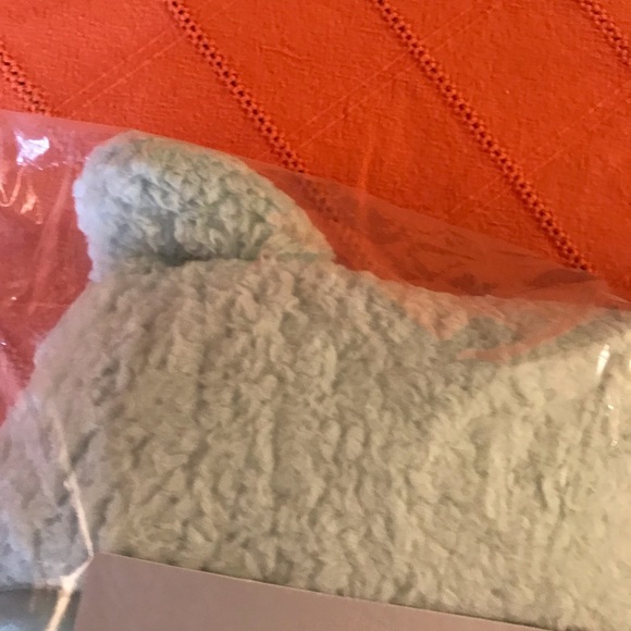 UGG classic Sherpa hooded throw for kids - Picture 9 of 11